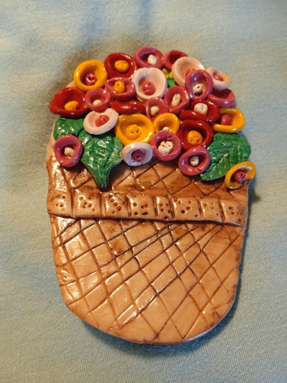 HANDMADE FLOWER BASKET MAGNET